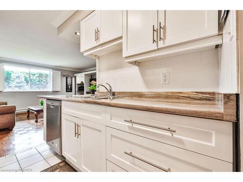 104-482 James Street N, Hamilton, ON - Indoor Photo Showing Kitchen