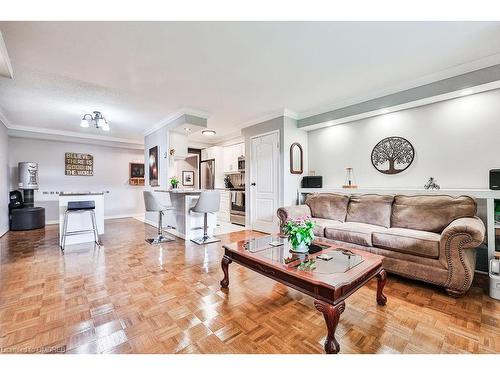 104-482 James Street N, Hamilton, ON - Indoor Photo Showing Living Room