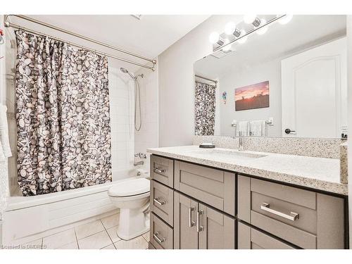 104-482 James Street N, Hamilton, ON - Indoor Photo Showing Bathroom