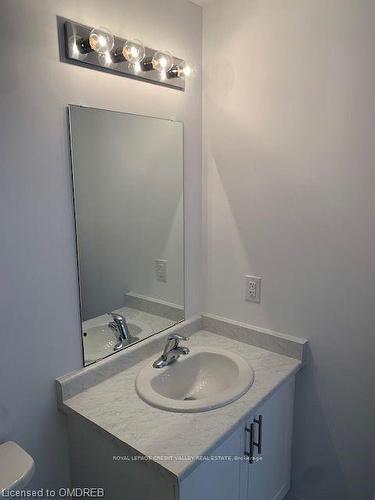 309-460 Dundas Street E, Hamilton, ON - Indoor Photo Showing Bathroom