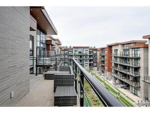 447-1575 Lakeshore Road West Road, Peel, ON - Outdoor With Balcony