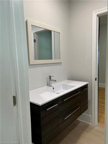 1-307 Cumberland Avenue, Hamilton, ON - Indoor Photo Showing Bathroom