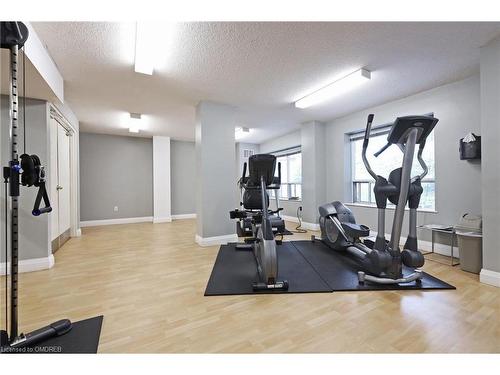505-300 Balliol Street, Toronto, ON - Indoor Photo Showing Gym Room
