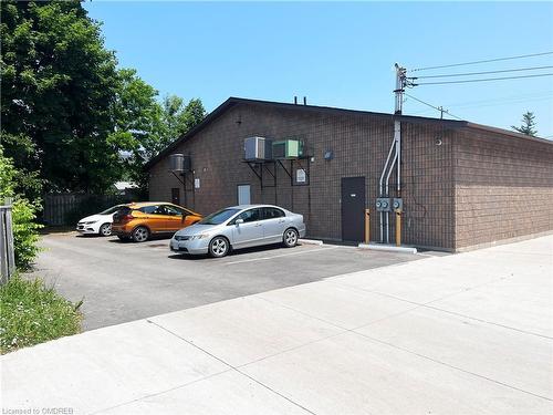 520-522 Upper Sherman Avenue, Hamilton, ON 