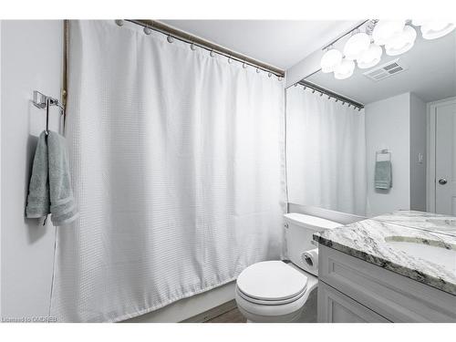 702-10 Queens Quay W, Toronto, ON - Indoor Photo Showing Bathroom