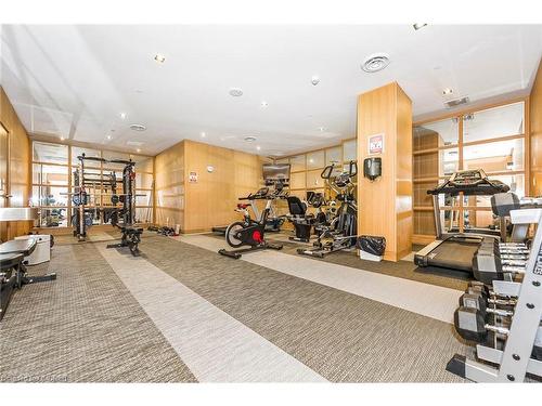 606-1441 Elgin Street, Burlington, ON - Indoor Photo Showing Gym Room