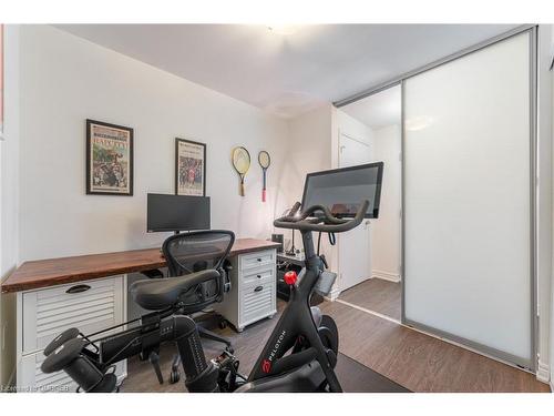21 Cole Street, Toronto, ON - Indoor Photo Showing Gym Room