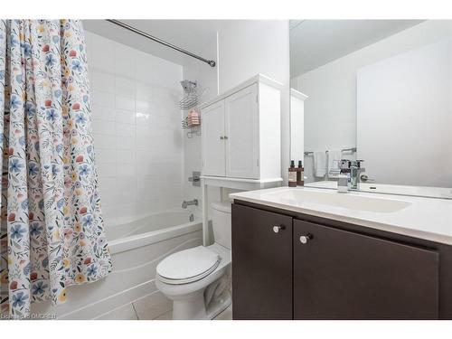 21 Cole Street, Toronto, ON - Indoor Photo Showing Bathroom