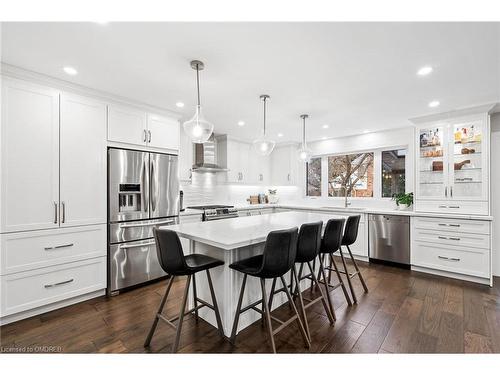 13 Boese Court, St. Catharines, ON - Indoor Photo Showing Kitchen With Upgraded Kitchen