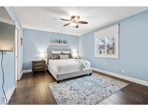 13 Boese Court, St. Catharines, ON - Indoor Photo Showing Bedroom