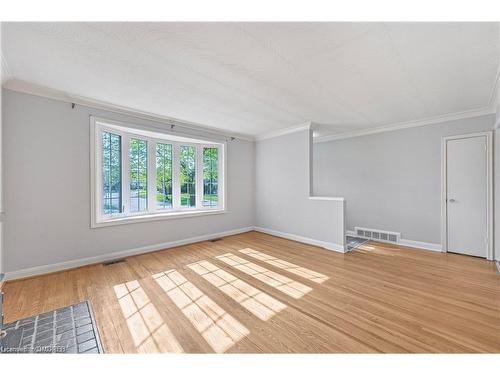 26 Crestview Avenue, Brampton, ON - Indoor Photo Showing Other Room