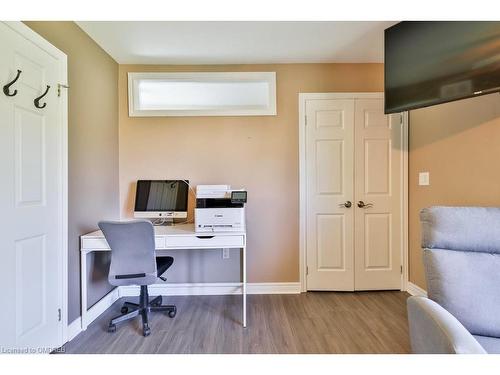 3949 Greenlane Road, Lincoln, ON - Indoor Photo Showing Office