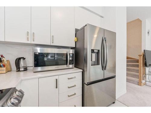 48 Edminston Drive, Fergus, ON - Indoor Photo Showing Kitchen