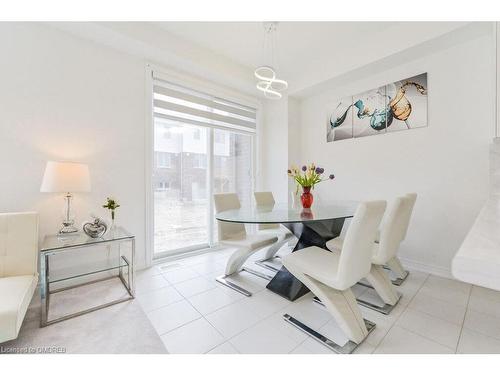 48 Edminston Drive, Fergus, ON - Indoor Photo Showing Dining Room