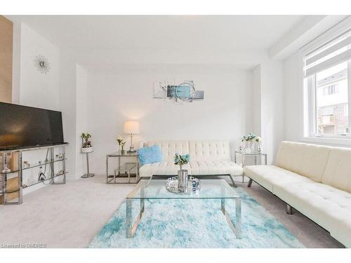 48 Edminston Drive, Fergus, ON - Indoor Photo Showing Living Room