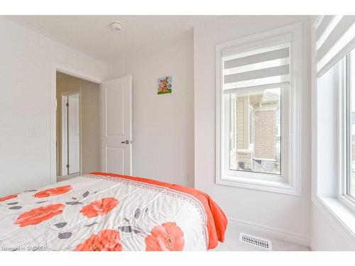 48 Edminston Drive, Fergus, ON - Indoor Photo Showing Bedroom