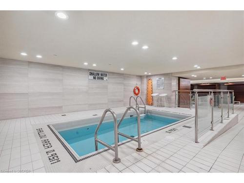 910-29 Queens Quay, Toronto, ON - Indoor Photo Showing Other Room With In Ground Pool