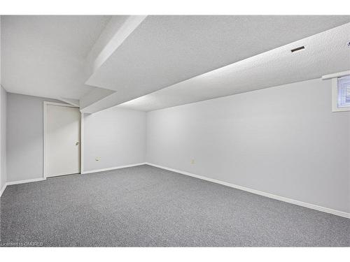 33 Greystone Crescent, Brampton, ON - Indoor Photo Showing Other Room