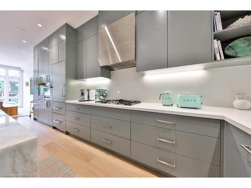 313 Rosewell Avenue, Toronto, ON - Indoor Photo Showing Kitchen With Upgraded Kitchen