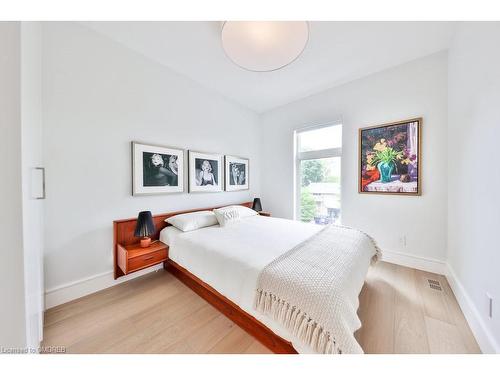 313 Rosewell Avenue, Toronto, ON - Indoor Photo Showing Bedroom