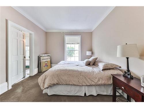 3350 Guelph Line, Burlington, ON - Indoor Photo Showing Bedroom