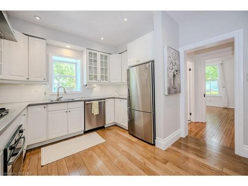 35 Mary Street, Milton, ON - Indoor Photo Showing Kitchen With Stainless Steel Kitchen