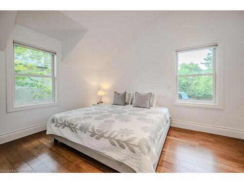 35 Mary Street, Milton, ON - Indoor Photo Showing Bedroom