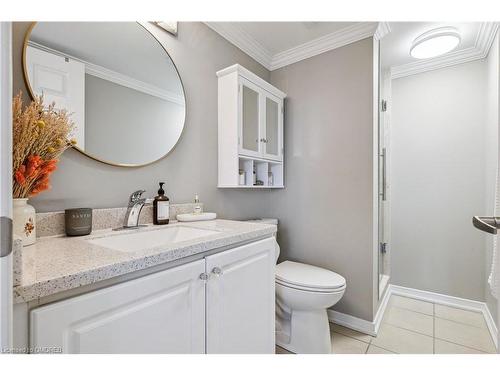 908-18 Valley Woods Road, Toronto, ON - Indoor Photo Showing Bathroom