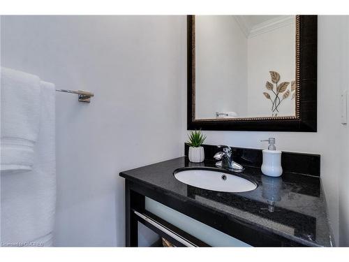 3306 Timeless Drive, Oakville, ON - Indoor Photo Showing Bathroom