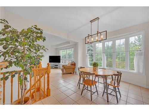 2343 Calloway Drive, Oakville, ON - Indoor Photo Showing Dining Room