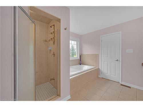 2343 Calloway Drive, Oakville, ON - Indoor Photo Showing Bathroom