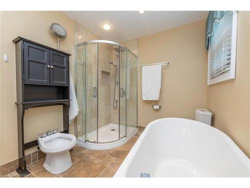 2123 Kawartha Crescent, Mississauga, ON - Indoor Photo Showing Other Room