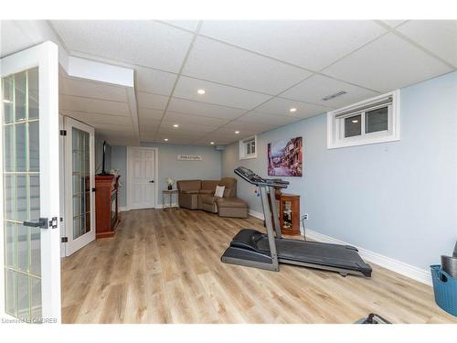 2123 Kawartha Crescent, Mississauga, ON - Indoor Photo Showing Gym Room