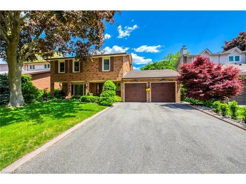 27 Arkendo Drive, Oakville, ON - Outdoor