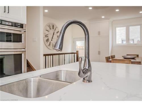 23 Regis Court, Hamilton, ON - Indoor Photo Showing Kitchen With Double Sink