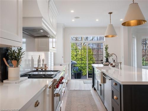 245 Nautical Boulevard, Oakville, ON - Indoor Photo Showing Kitchen