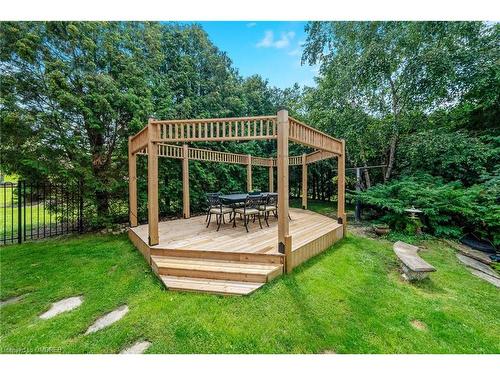 15 Trillium Terrace, Halton Hills, ON - Outdoor With Backyard