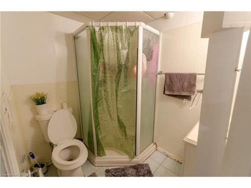 2389 Barclay Road, Burlington, ON - Indoor Photo Showing Bathroom