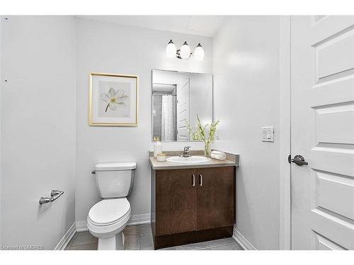 132-1105 Leger Way, Milton, ON - Indoor Photo Showing Bathroom