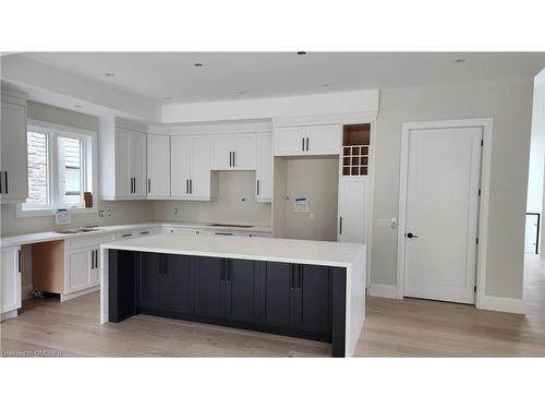 13 Kenmir Avenue, Niagara-On-The-Lake, ON - Indoor Photo Showing Kitchen
