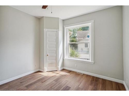 Main-33 Rose Avenue, Brantford, ON - Indoor Photo Showing Other Room