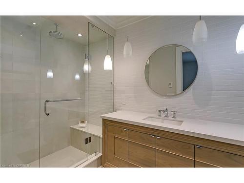 27 Park Avenue, Oakville, ON - Indoor Photo Showing Bathroom