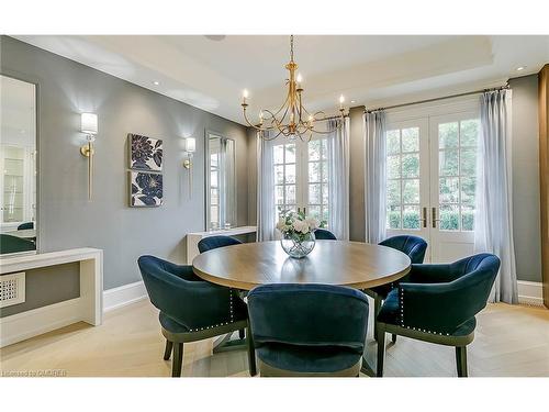 27 Park Avenue, Oakville, ON - Indoor Photo Showing Dining Room