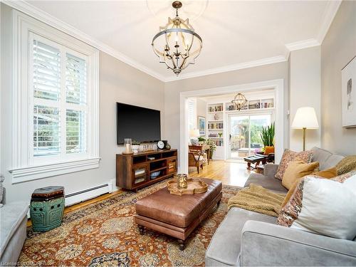 22 Mary Street, Milton, ON - Indoor Photo Showing Living Room