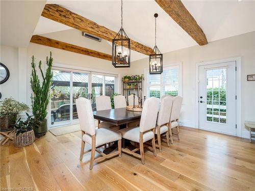 22 Mary Street, Milton, ON - Indoor Photo Showing Dining Room