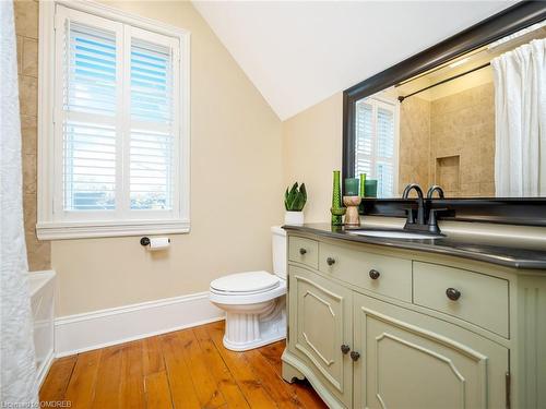 22 Mary Street, Milton, ON - Indoor Photo Showing Bathroom