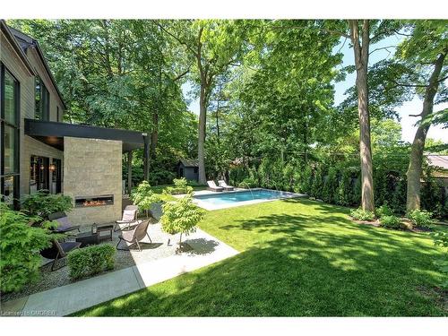 2102 Glenforest Crescent, Oakville, ON - Outdoor