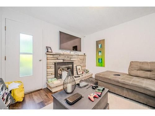 2126 Parkway Drive, Burlington, ON - Indoor Photo Showing Living Room With Fireplace