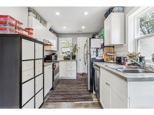 36 Sherbourne Street, St. Catharines, ON - Indoor Photo Showing Kitchen With Double Sink