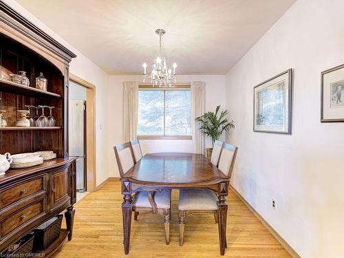 62 Mountbatten Drive, Hamilton, ON - Indoor Photo Showing Dining Room